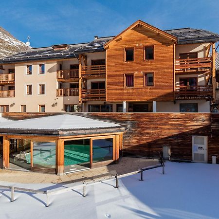 Noemys Balcons Du Viso Aparthotel Abriès Esterno foto