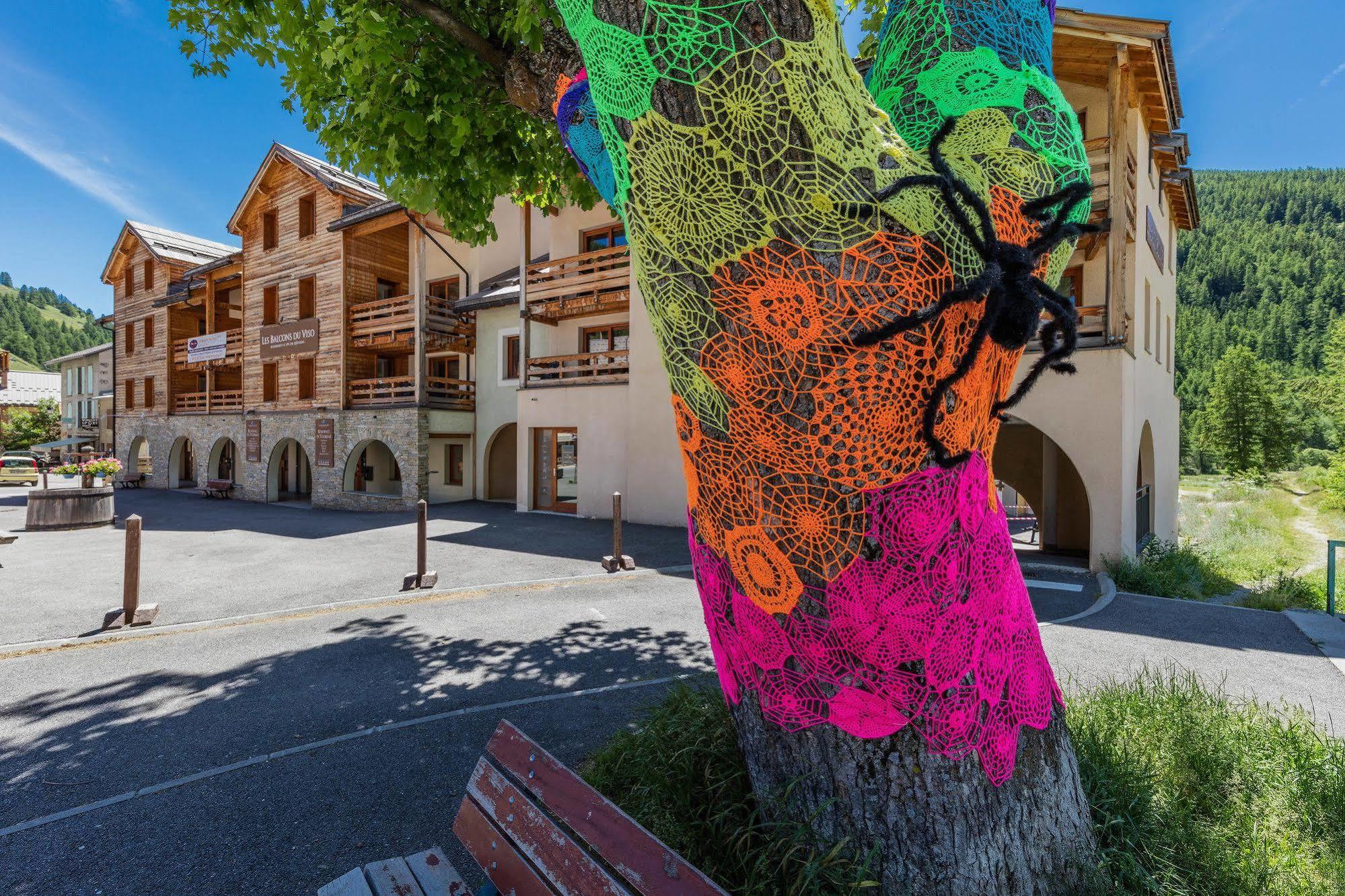 Noemys Balcons Du Viso Aparthotel Abriès Esterno foto